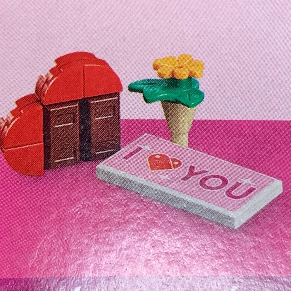 LEGO Limited Edition Love Heart Chocolate Gift Box-Shiba Inu #40679, 158 Pcs,NIB